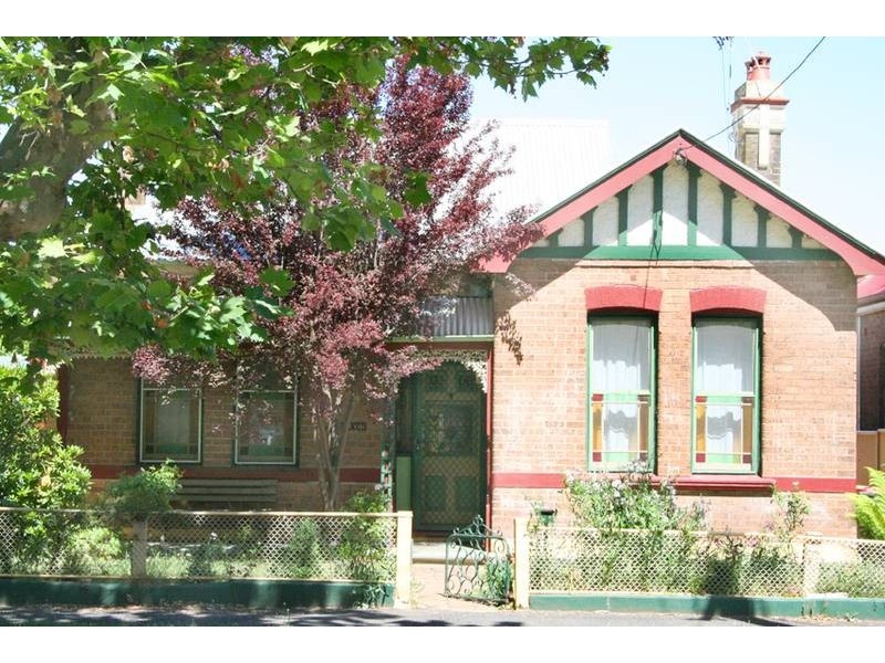 127 Lords Place, Orange NSW 2800