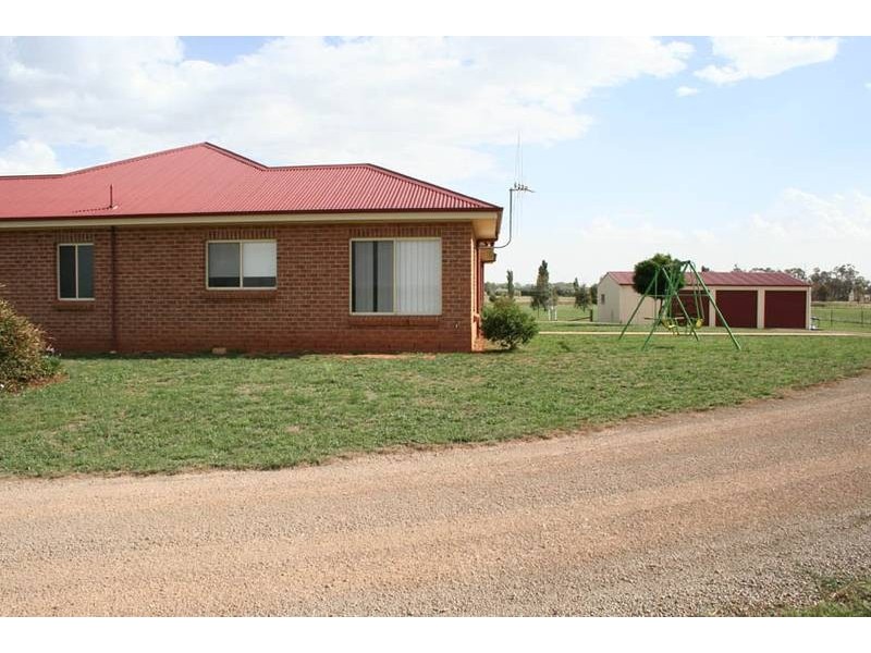 1413 Orange Road, Millthorpe NSW 2798