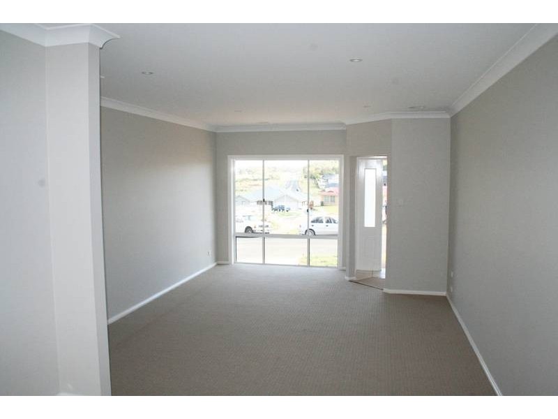 1B Maroney Close, Orange NSW 2800