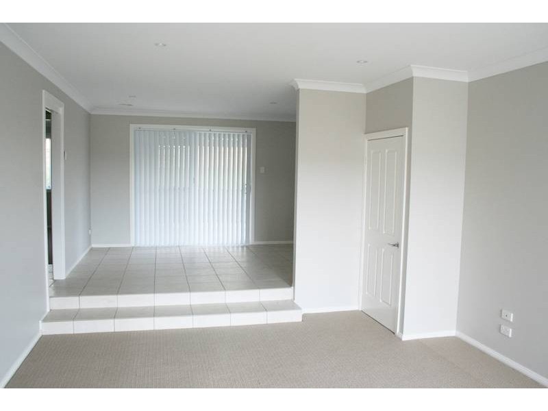 1B Maroney Close, Orange NSW 2800