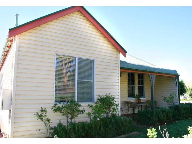 65 Victoria Street, Millthorpe NSW 2798