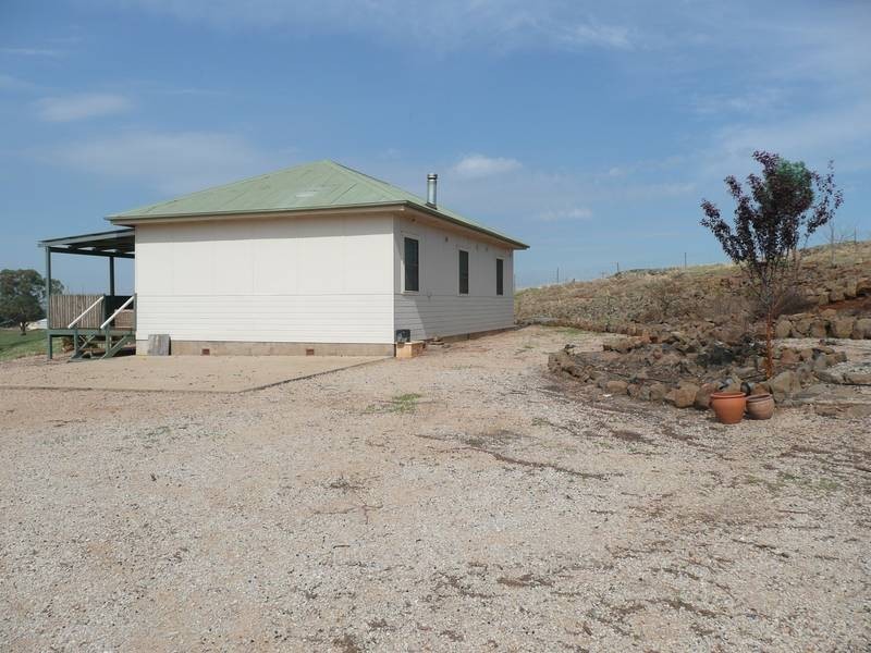 2405 Mitchell Highway, Molong NSW 2866