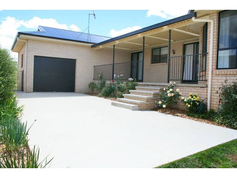 15 Rutherford Place, Orange NSW 2800