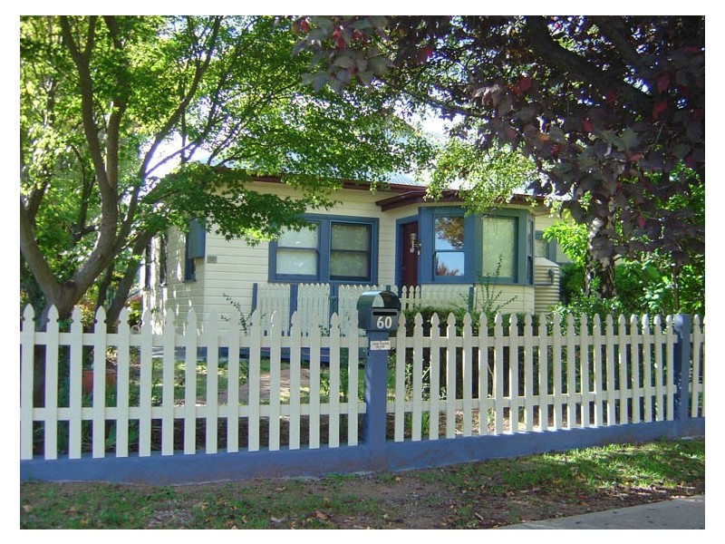 60 Cecil Road, Orange NSW 2800