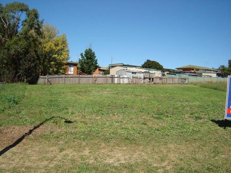 5 Peters Place, Blayney NSW 2799