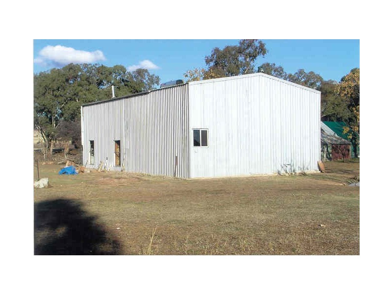 Curra Creek Road, Molong NSW 2866