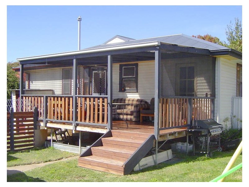 8 Cassey Crescent, Orange NSW 2800