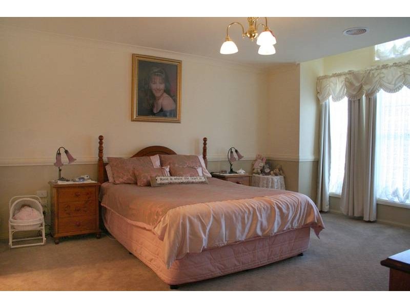 376 Escort Way, Orange NSW 2800