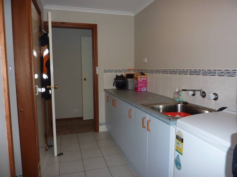 36 Lee Street, Molong NSW 2866