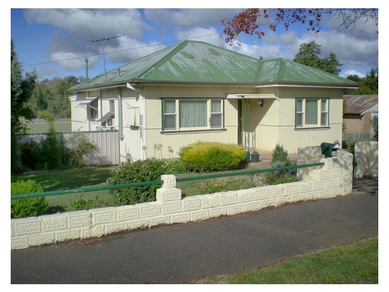 20 McLachlan Street, Orange NSW 2800