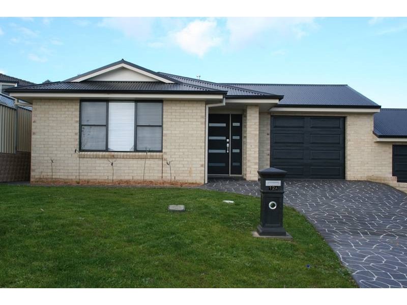 12a Mahogany Crescent, Orange NSW 2800