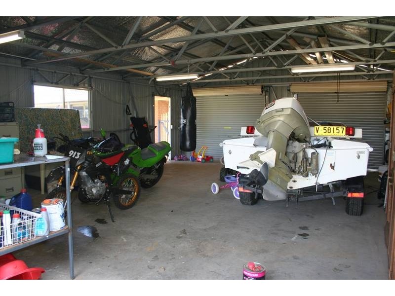 70 Main Street, Cudal NSW 2864