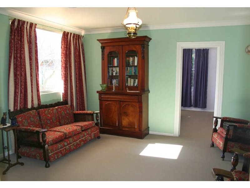 38 Elliott Street, Millthorpe NSW 2798