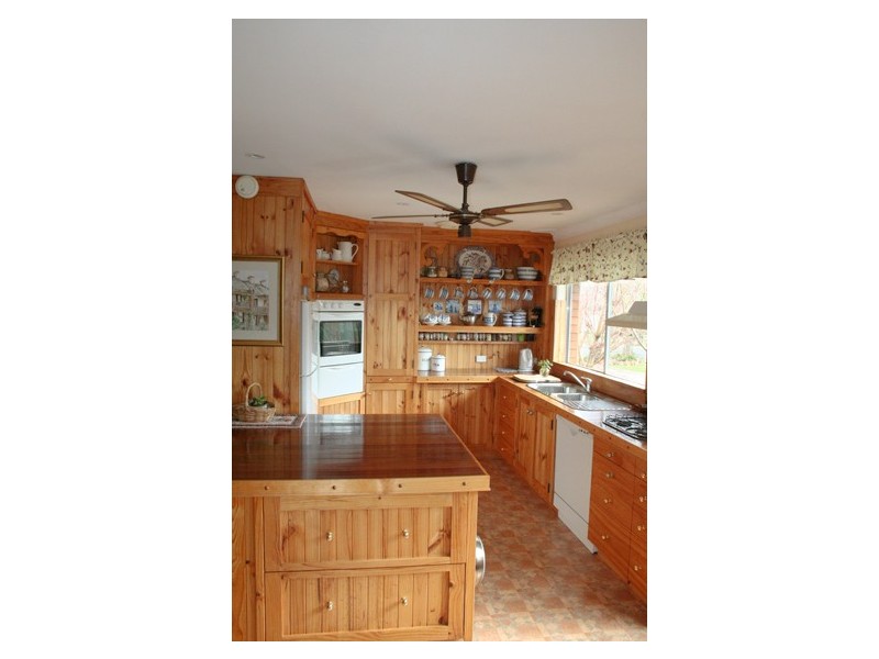 6 Boronia Crescent, Orange NSW 2800