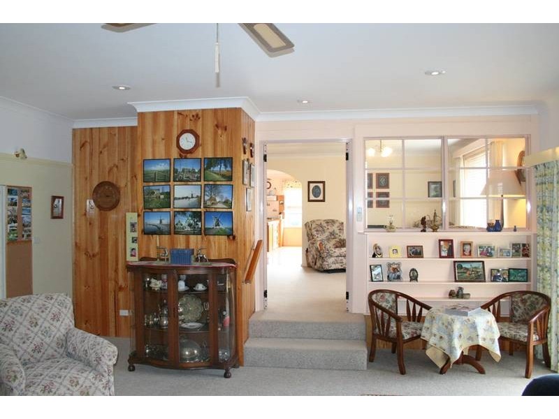 6 Boronia Crescent, Orange NSW 2800