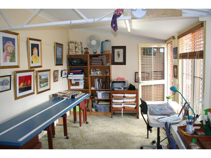 6 Boronia Crescent, Orange NSW 2800