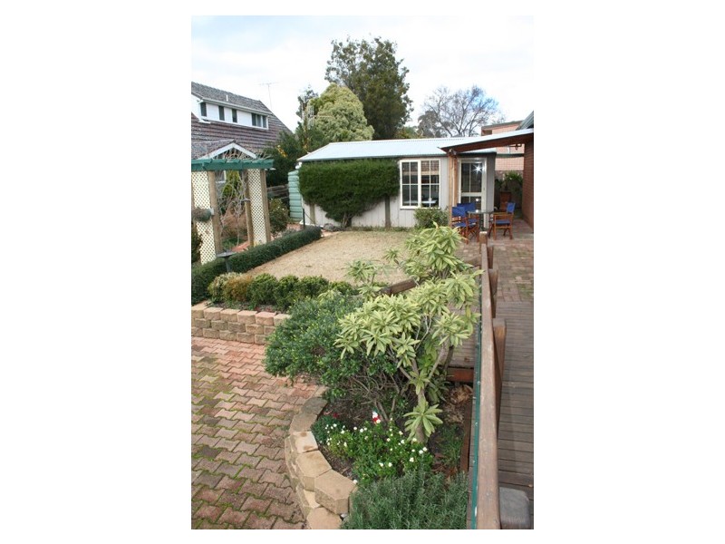 6 Boronia Crescent, Orange NSW 2800