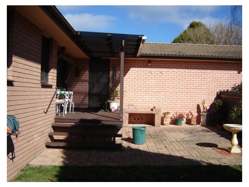 7 Euroka Place, Blayney NSW 2799