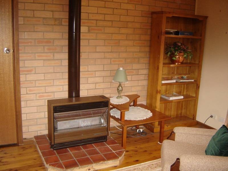 7 Euroka Place, Blayney NSW 2799