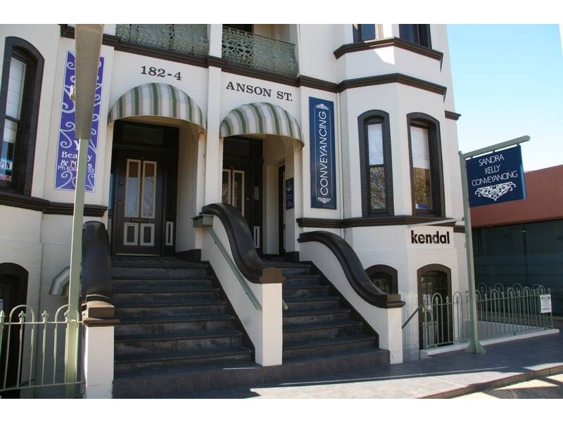 8/182 Anson Street, Orange NSW 2800