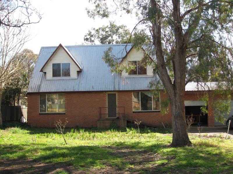 25 Flood Street, Cudal NSW 2864