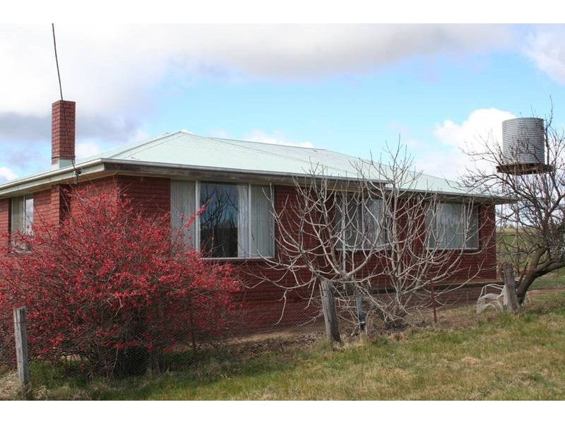1065 Escort Way, Orange NSW 2800