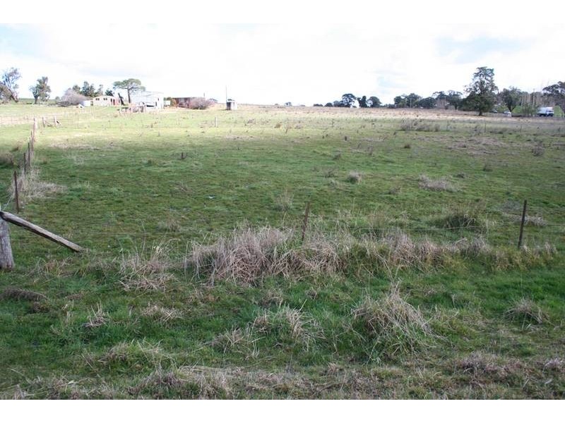 1065 Escort Way, Orange NSW 2800