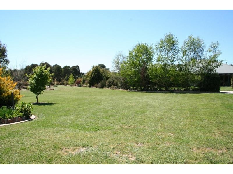 5 Palmer Street, Blayney NSW 2799