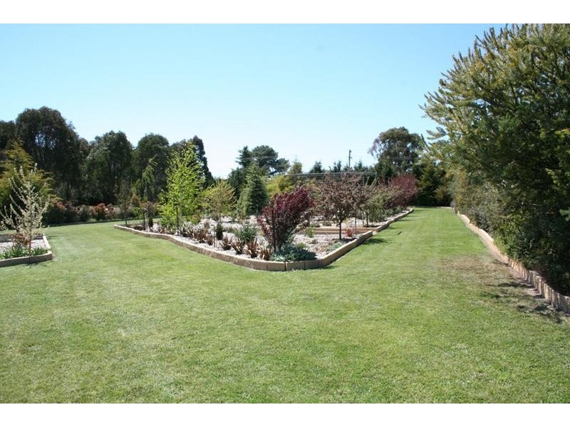 5 Palmer Street, Blayney NSW 2799