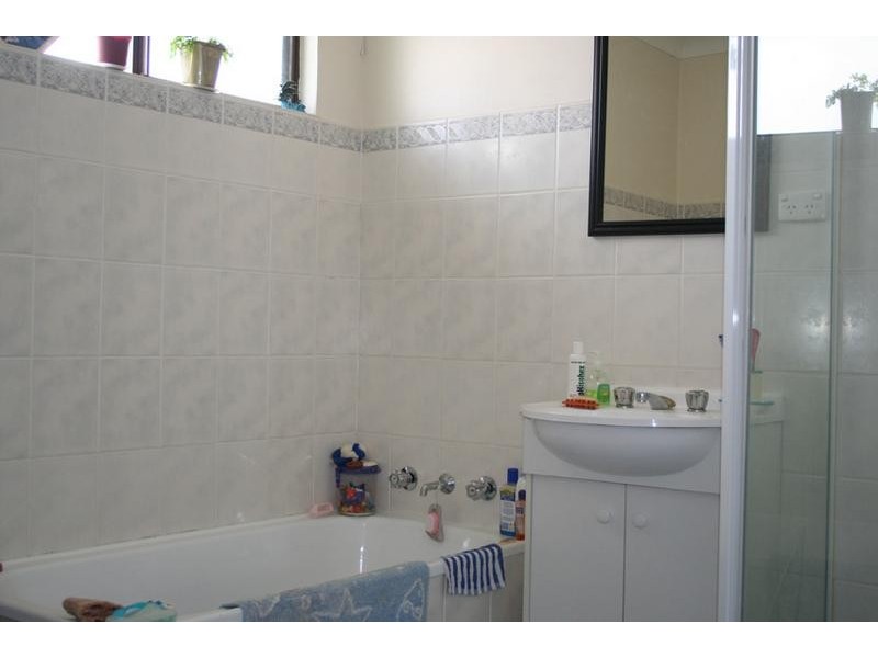 11 Nunns Avenue, Orange NSW 2800