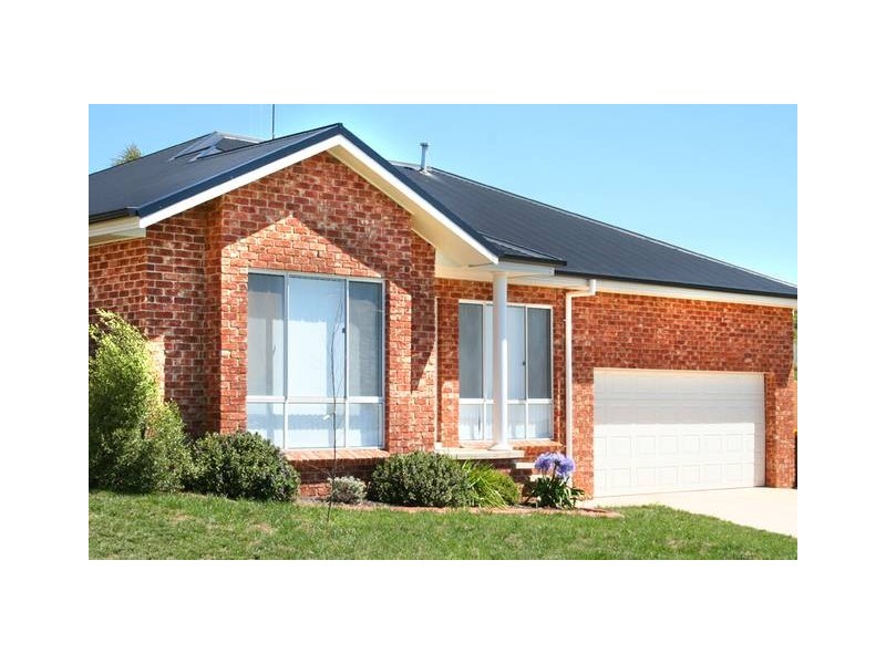 1B Maroney Close, Orange NSW 2800