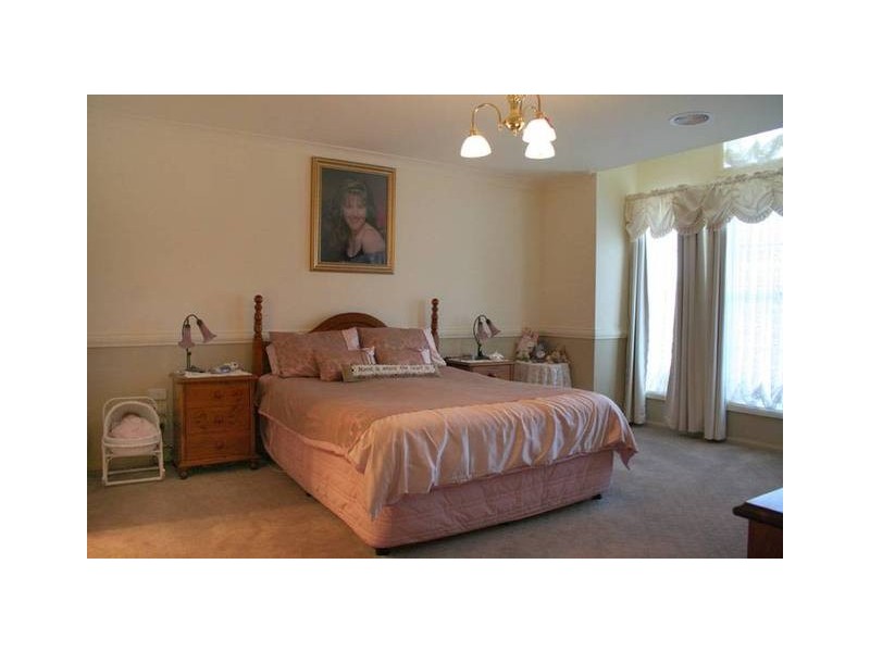 376 Escort Way, Orange NSW 2800