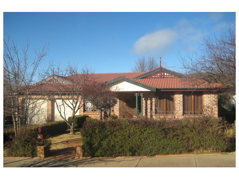 25 Polona Street, Blayney NSW 2799