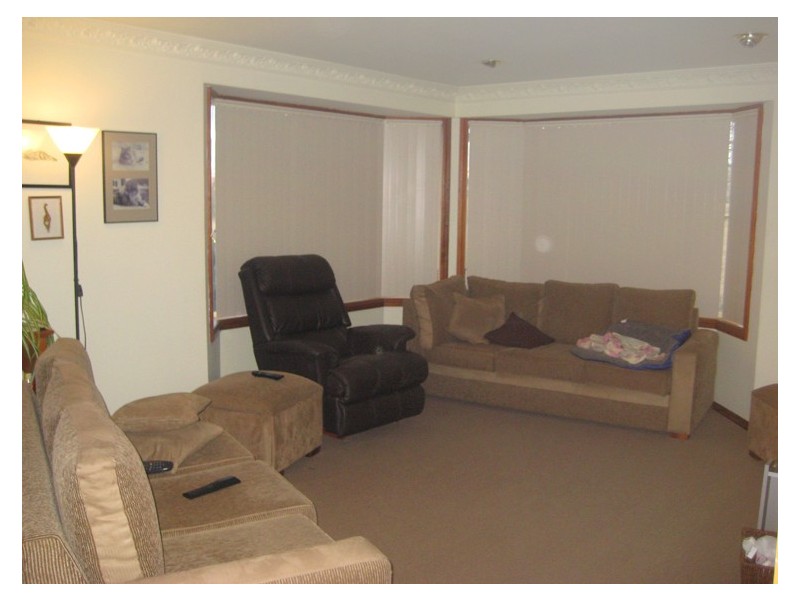 25 Polona Street, Blayney NSW 2799