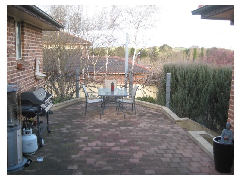 25 Polona Street, Blayney NSW 2799