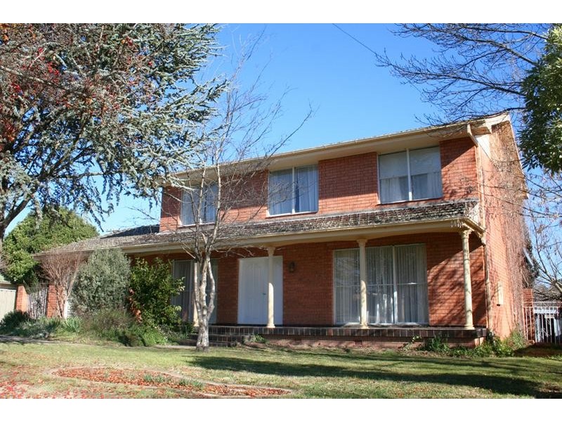 19 Caleula Crescent, Orange NSW 2800