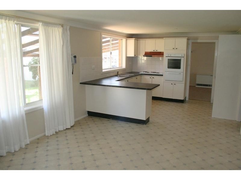 19 Caleula Crescent, Orange NSW 2800