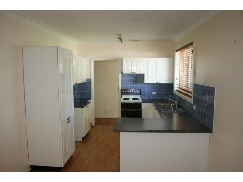 27 Hale Street, Orange NSW 2800