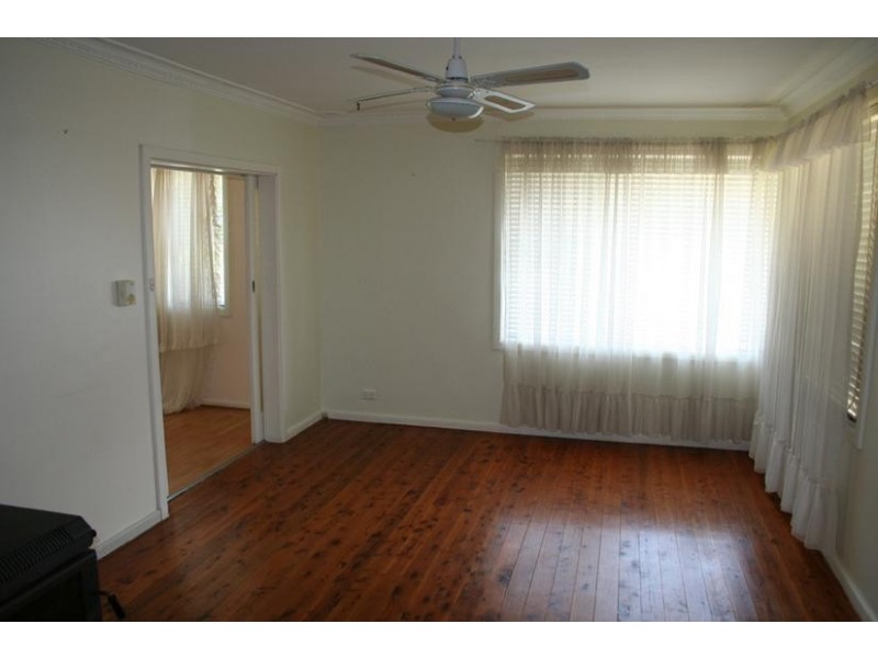 27 Hale Street, Orange NSW 2800