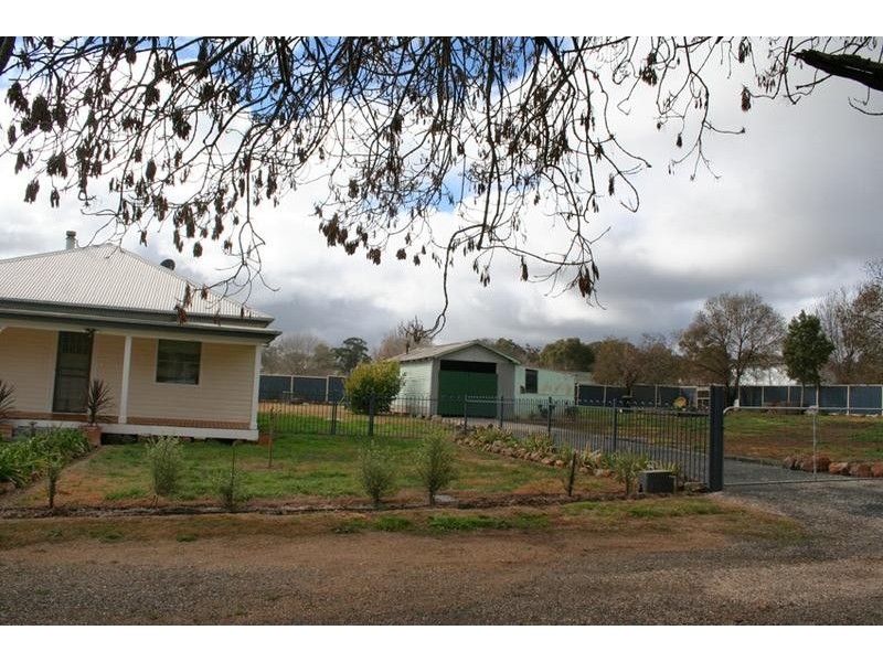 8 Wall Street, Orange NSW 2800