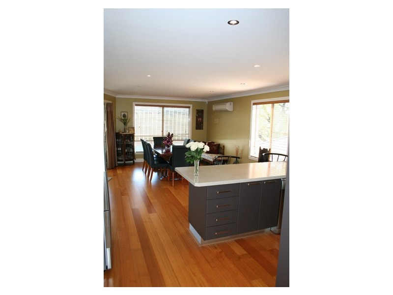 38 Goldfinch Way, Orange NSW 2800