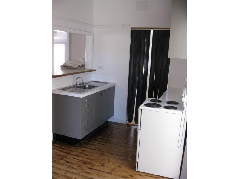 82 Bank Street, Molong NSW 2866