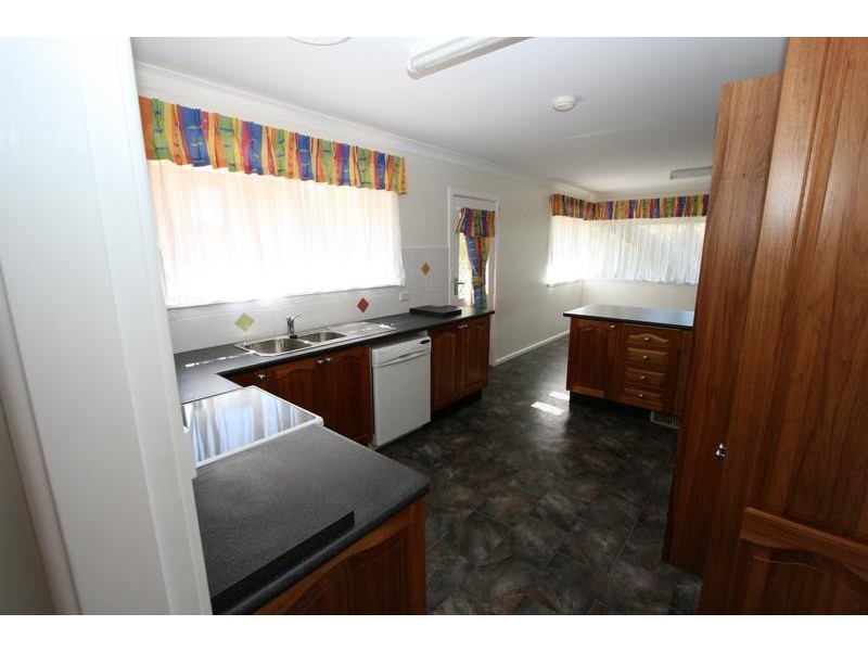 19 Maple Avenue, Orange NSW 2800