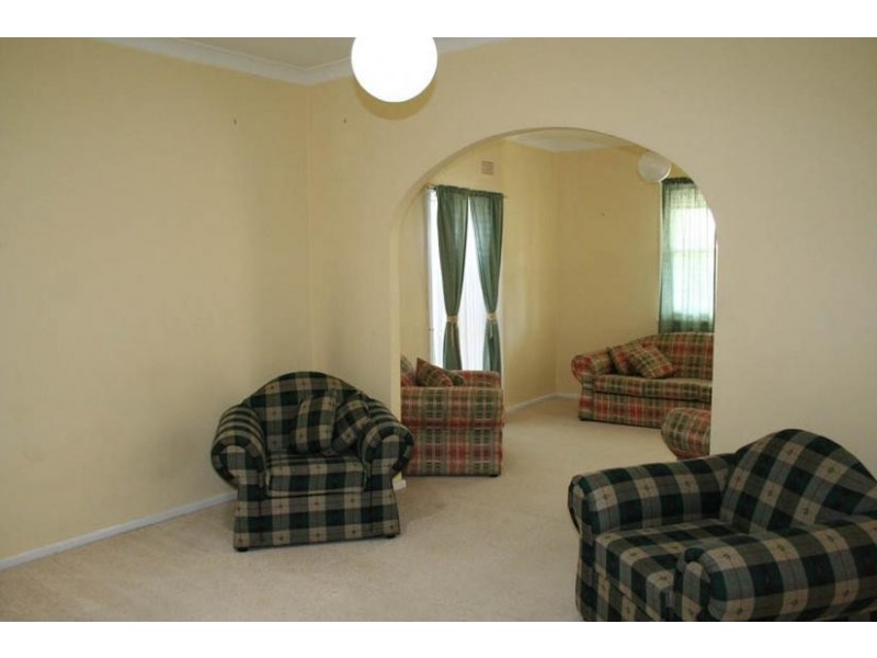 374 Lords Place, Orange NSW 2800