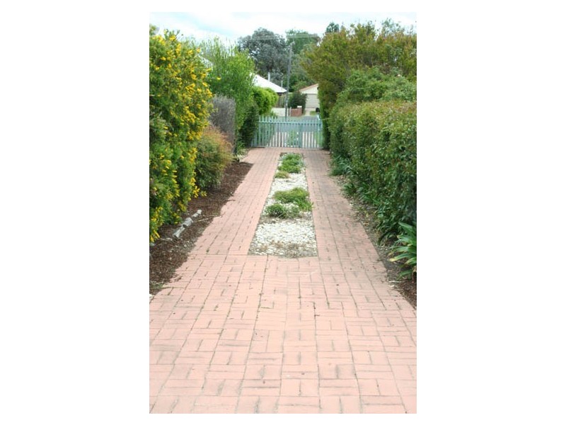 376 Lords Place, Orange NSW 2800