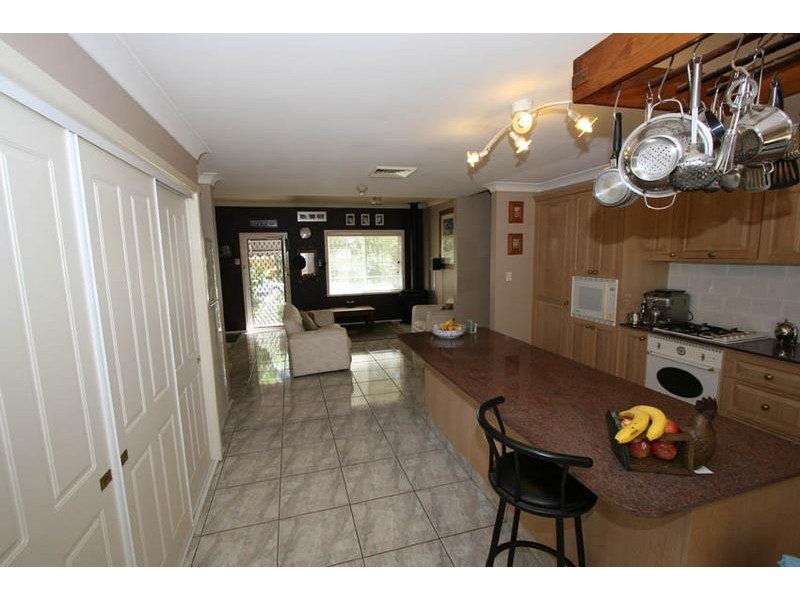 6 Kooronga Avenue, Orange NSW 2800