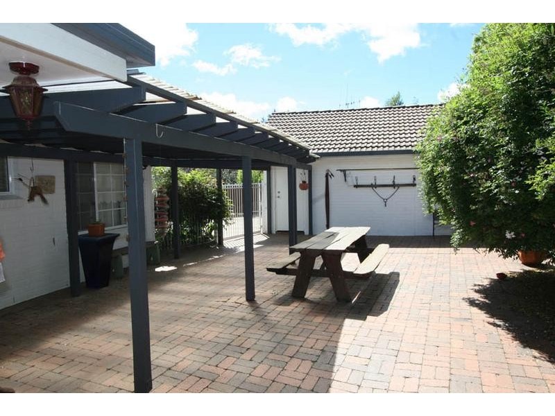 6 Kooronga Avenue, Orange NSW 2800
