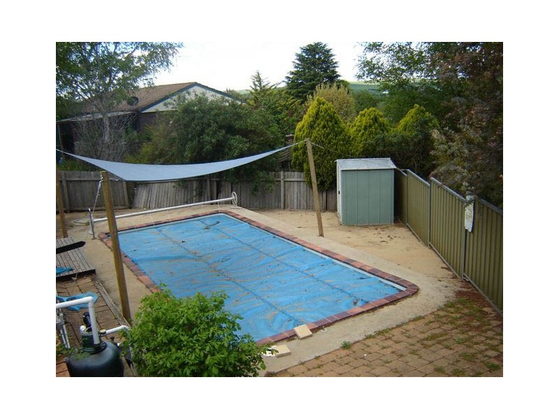 6 Polona Street, Blayney NSW 2799