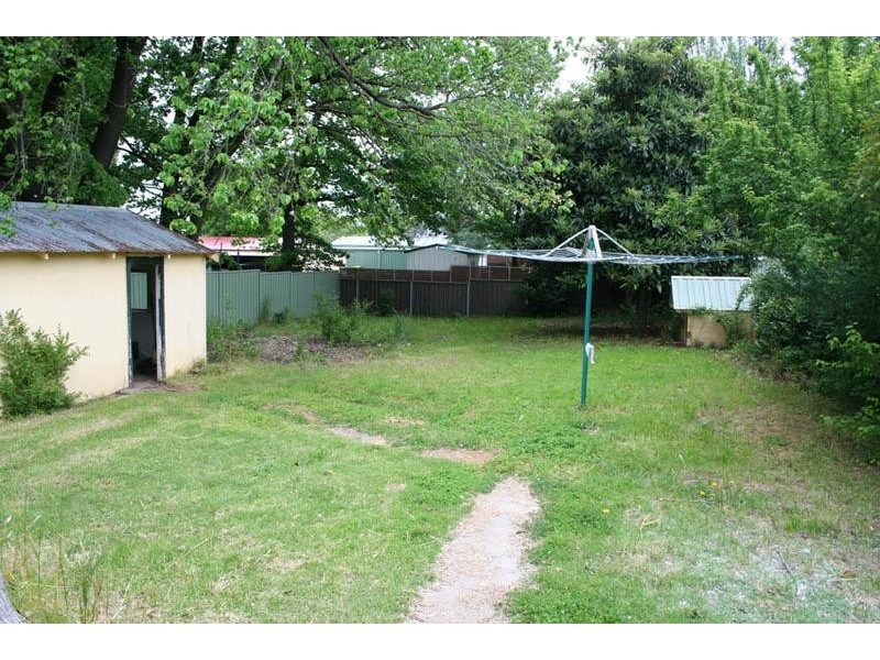 7 Fox Avenue, Orange NSW 2800