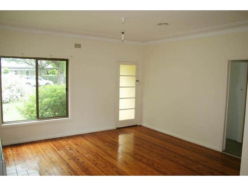 7 Fox Avenue, Orange NSW 2800